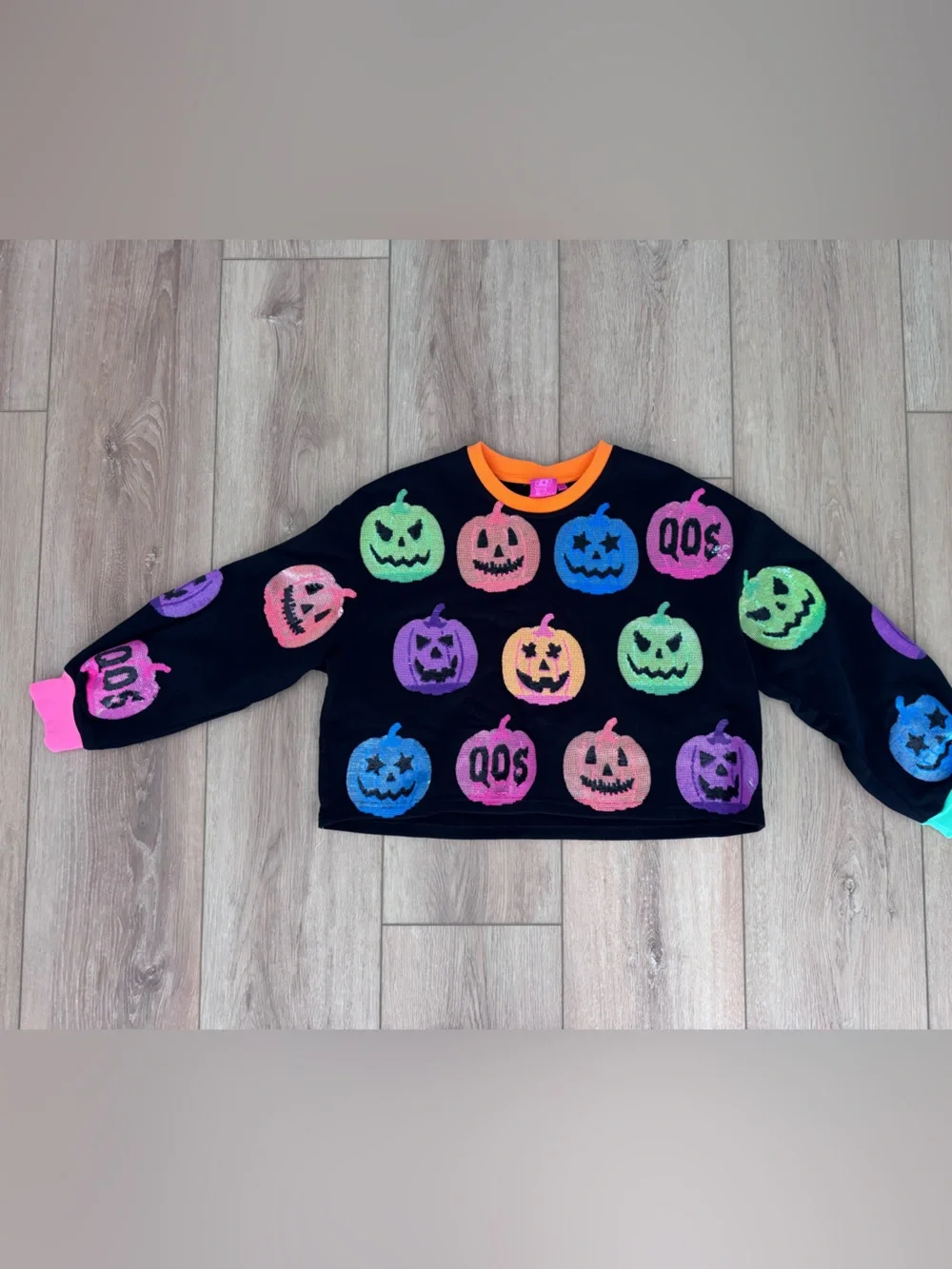 Queen Of Sparkles Halloween Jack-O-Lantern Crewneck Sweatshirt SZ XS Black - Picture 7 of 13